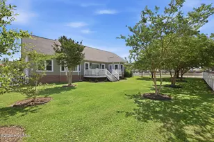 201 Brant Ct, Swansboro, NC 28584 - Photo 40
