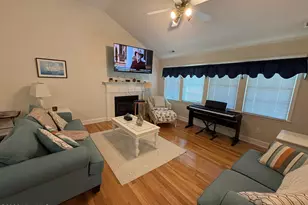 901 Firefly Ct, New Bern, NC 28560 - Photo 2