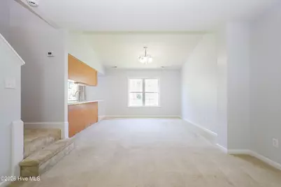 315 Winners Circle S, Jacksonville, NC 28546 - Photo 8