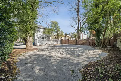 308 Dock Street #Lower, Wilmington, NC 28401 - Photo 46