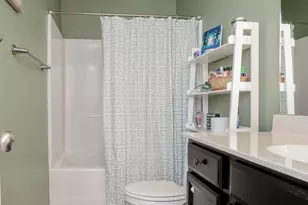 223 Holly Grove Ct E, Jacksonville, NC 28540 - Photo 34