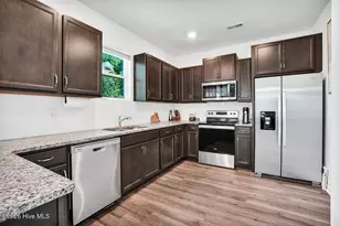 1305 Creekfront Dr, Wilmington, NC 28401 - Photo 18
