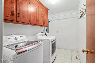 1020 Holly Creek Boulevard, Williamston, NC 27892 - Photo 20