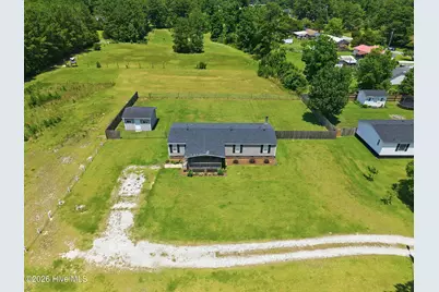204 Kings Parkway, Hubert, NC 28539 - Photo 6