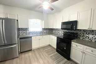 11821 Cypress Dr, Laurinburg, NC 28352 - Photo 8