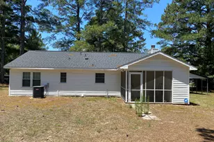 11821 Cypress Dr, Laurinburg, NC 28352 - Photo 4