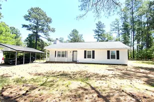 11821 Cypress Dr, Laurinburg, NC 28352 - Photo 2