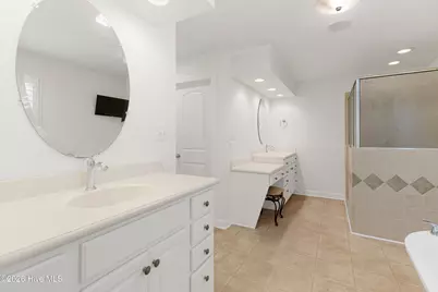 117 Hodges Street, Morehead City, NC 28557 - Photo 18
