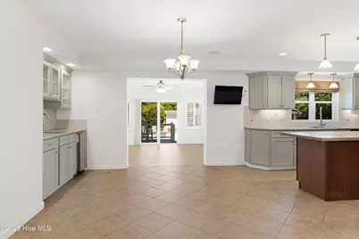 117 Hodges Street, Morehead City, NC 28557 - Photo 10