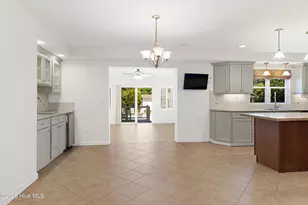 117 Hodges St, Morehead City, NC 28557 - Photo 10