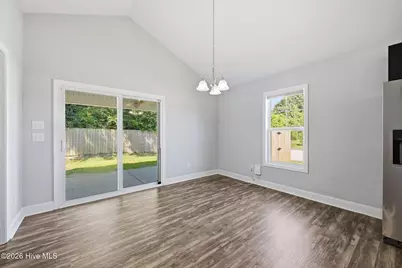 106 Heckathorne Drive, New Bern, NC 28560 - Photo 10