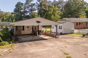 210 Hines Ave, Elizabeth City, NC 27909 - Photo 12
