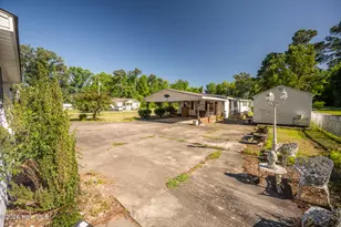 210 Hines Ave, Elizabeth City, NC 27909 - Photo 10