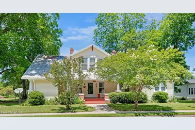206 W Foy Street, Richlands, NC 28574 - Photo 1