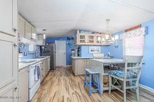 1510 Salter Path Rd, Indian Beach, NC 28512 - Photo 18