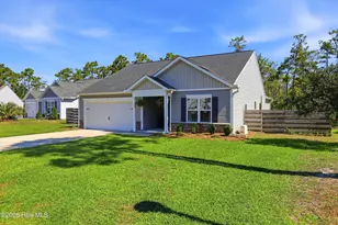 4432 Pinewood Vlg Dr SE, Southport, NC 28461 - Photo 2