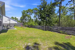 4432 Pinewood Vlg Dr SE, Southport, NC 28461 - Photo 14