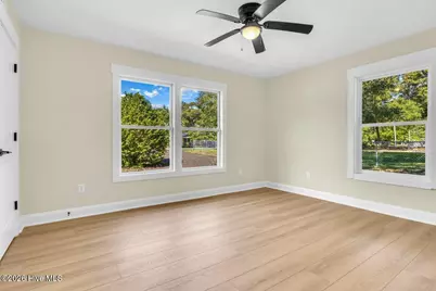 2950 Scotts Hill Loop Road, Wilmington, NC 28411 - Photo 34