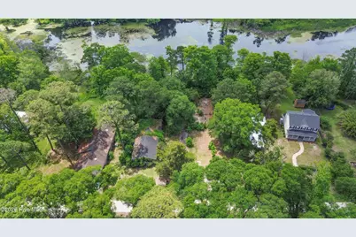 724 Sunset Lakes Boulevard SW, Sunset Beach, NC 28468 - Photo 4