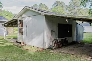 514 Butler Mill Rd, Bladenboro, NC 28320 - Photo 20