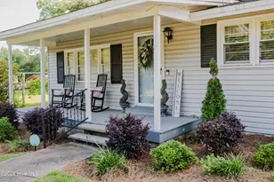 514 Butler Mill Rd, Bladenboro, NC 28320 - Photo 2