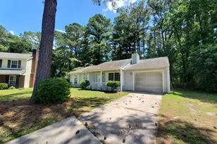 204 Rockledge Ct, Jacksonville, NC 28546 - Photo 4