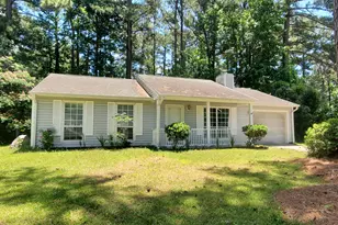 204 Rockledge Ct, Jacksonville, NC 28546 - Photo 2