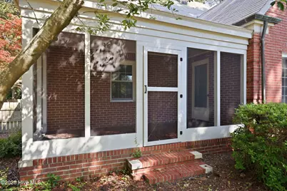 1108 Summit Avenue, Washington, NC 27889 - Photo 4
