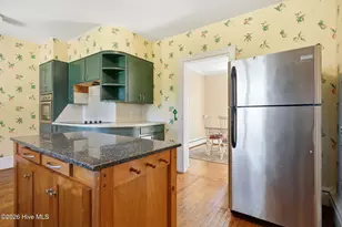 1108 Summit Ave, Washington, NC 27889 - Photo 16