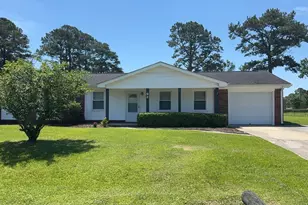 94 Vandergrift Dr, Jacksonville, NC 28540 - Photo 1