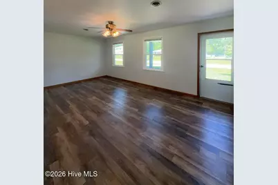 94 Vandergrift Drive, Jacksonville, NC 28540 - Photo 8