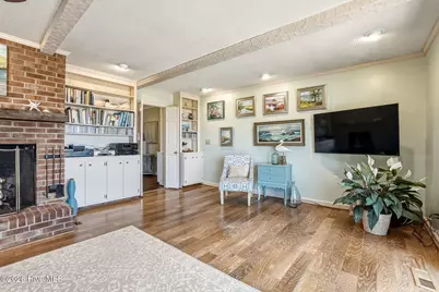105 Magnolia Court, Pine Knoll Shores, NC 28512 - Photo 10