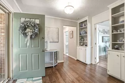 105 Magnolia Court, Pine Knoll Shores, NC 28512 - Photo 6