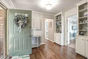 105 Magnolia Ct, Pine Knoll Shores, NC 28512 - Photo 6