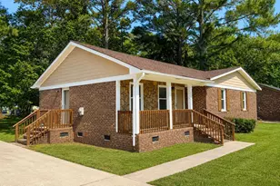 1724 Augustus Dr, Rocky Mount, NC 27801 - Photo 2