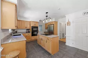 2513 Hickory St, New Bern, NC 28562 - Photo 16