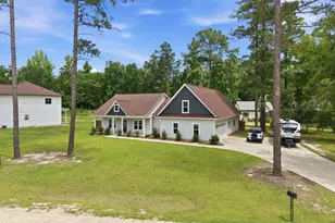 277 B and B Loop, Raeford, NC 28376 - Photo 4
