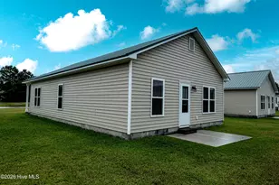 136 MacDonald Blvd, Havelock, NC 28532 - Photo 6