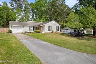 620 Shadowridge Rd, Jacksonville, NC 28546 - Photo 4