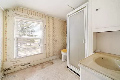 1352 Cornwallis Road, Rose Hill, NC 28458 - Photo 34