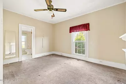 1352 Cornwallis Road, Rose Hill, NC 28458 - Photo 16