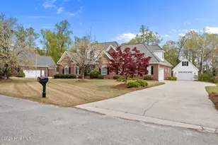 2094 Autumn Dr, Kinston, NC 28501 - Photo 4