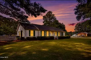 2320 Dogwood Ln, Kinston, NC 28504 - Photo 2