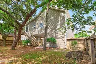 306 NE 46th St, Oak Island, NC 28465 - Photo 44