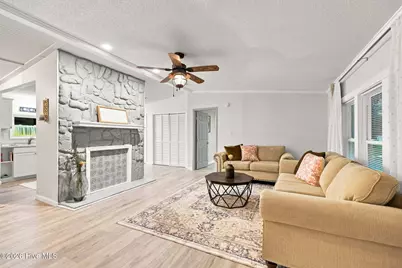 138 Simmons Street, Trenton, NC 28585 - Photo 4