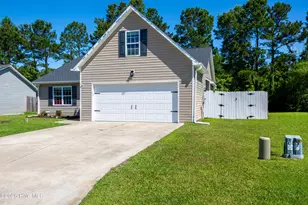 154 Crooked Run Dr, New Bern, NC 28560 - Photo 2
