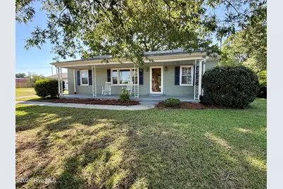 161 Walhurst Avenue, Chocowinity, NC 27817 - Photo 1