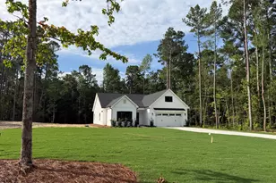 41 Peach Ct, Burgaw, NC 28425 - Photo 2