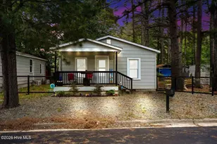 919 West St, Smithfield, NC 27577 - Photo 2