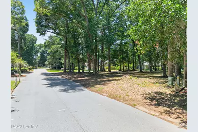 476 Lake Shore Drive, Sunset Beach, NC 28468 - Photo 10